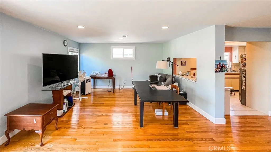 17211 Faysmith Avenue, Torrance, California 90504 home-pic-8